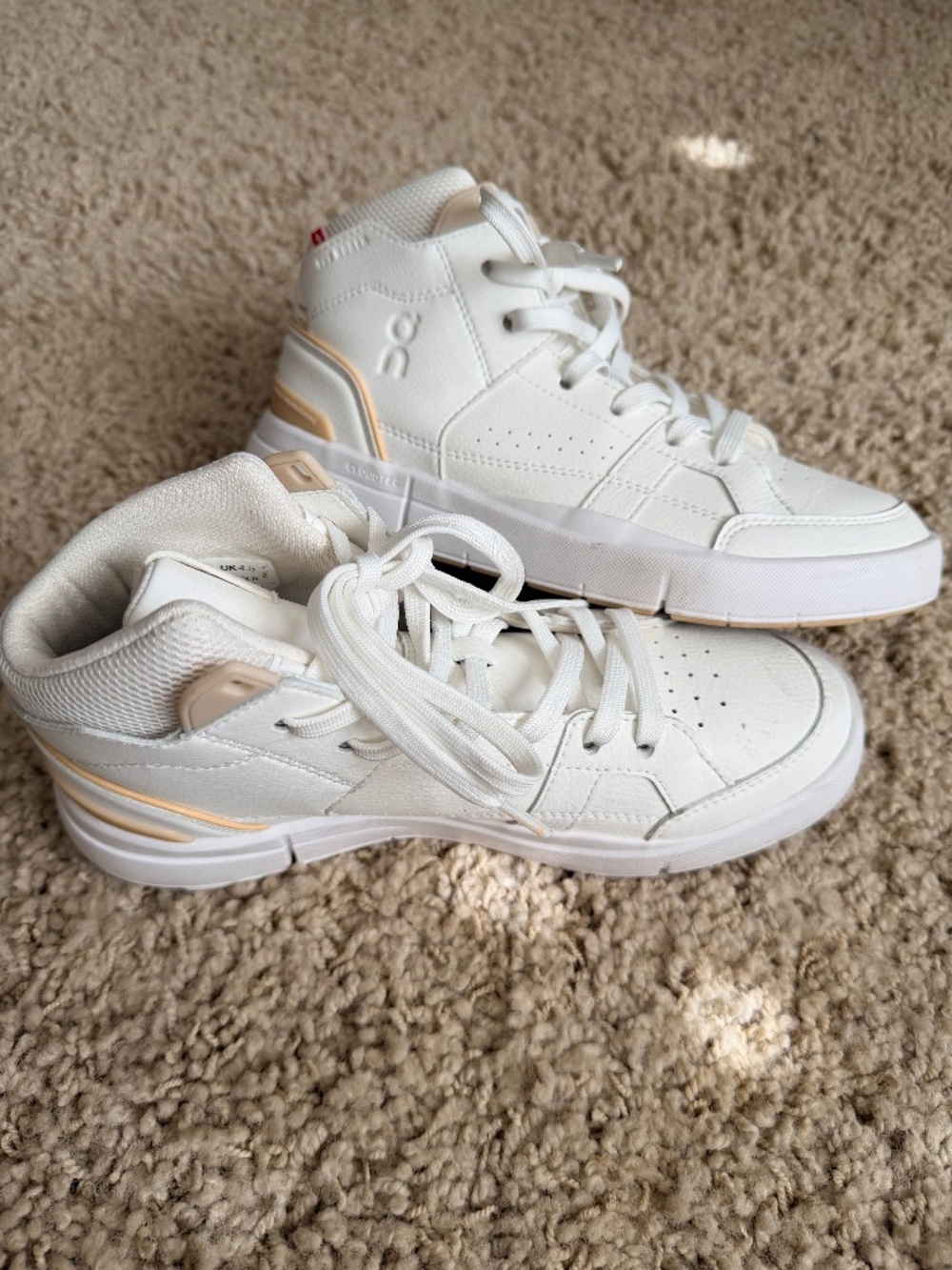 OC The Roger Clubhouse Mid Women's shoe